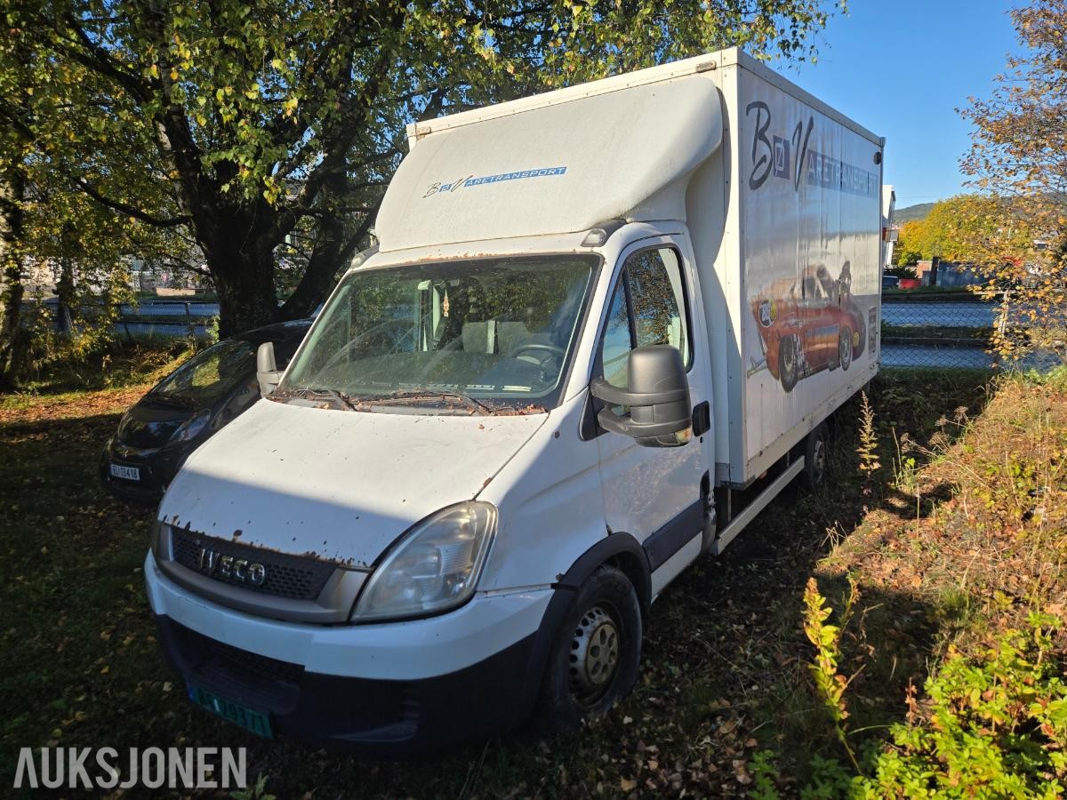 2011 Iveco Daily med baklem