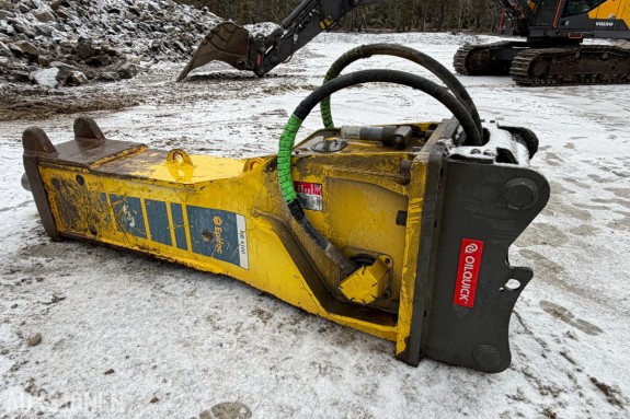 Epiroc HB 4100 hydraulisk hammer, årsmodell 2022 Oilquick 80 feste.