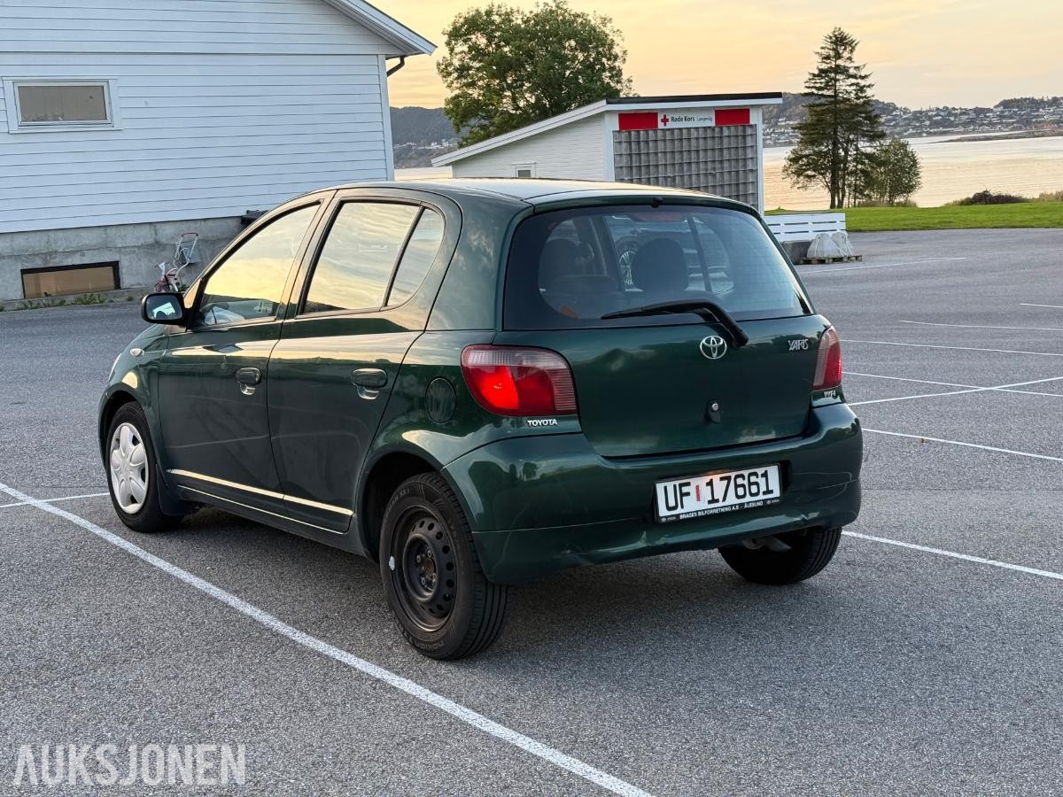 2003 TOYOTA YARIS 1.0 68HK TECHTYL FRI OMREG.