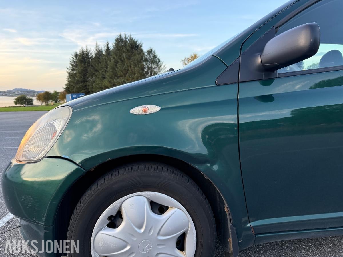 2003 TOYOTA YARIS 1.0 68HK TECHTYL FRI OMREG.