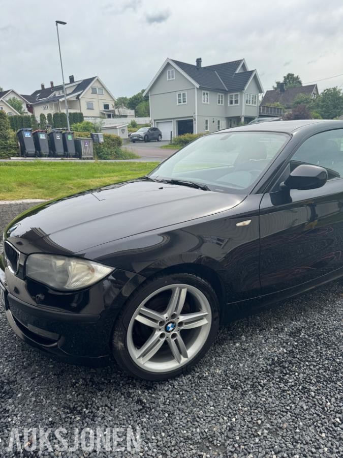 2011 BMW 116D 2.0 90hk hengerfeste s+v dekk lav km 151880km