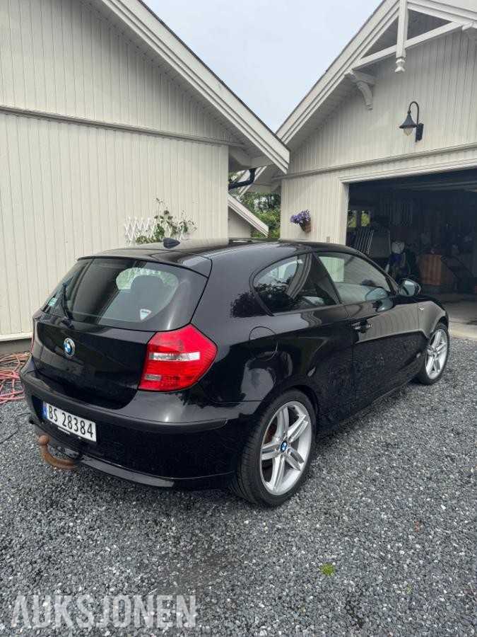 2011 BMW 116D 2.0 90hk hengerfeste s+v dekk lav km 151880km