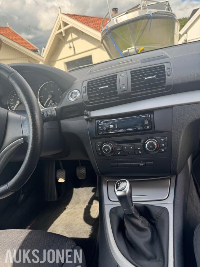 2011 BMW 116D 2.0 90hk hengerfeste s+v dekk lav km 151880km