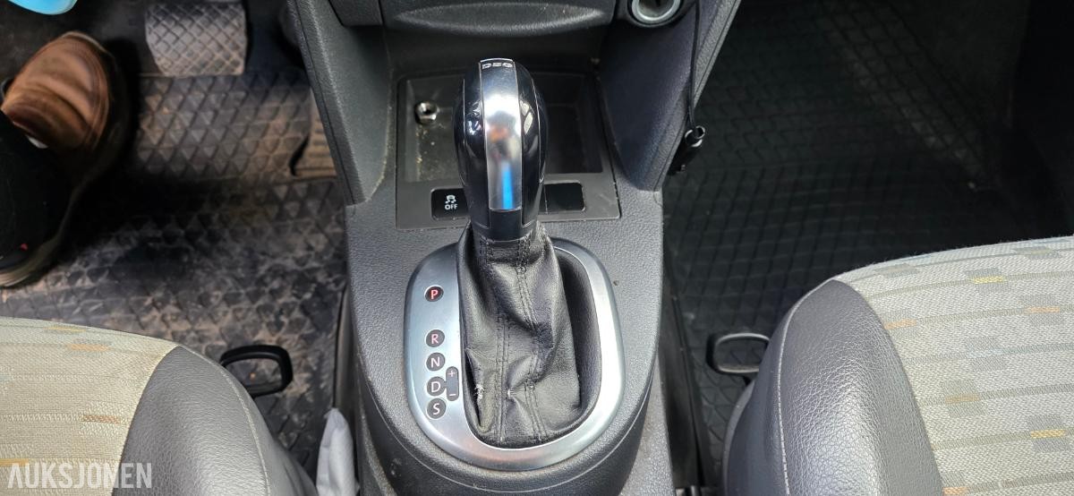2012 Volkswagen Caddy, 1.6-102 D, 1km