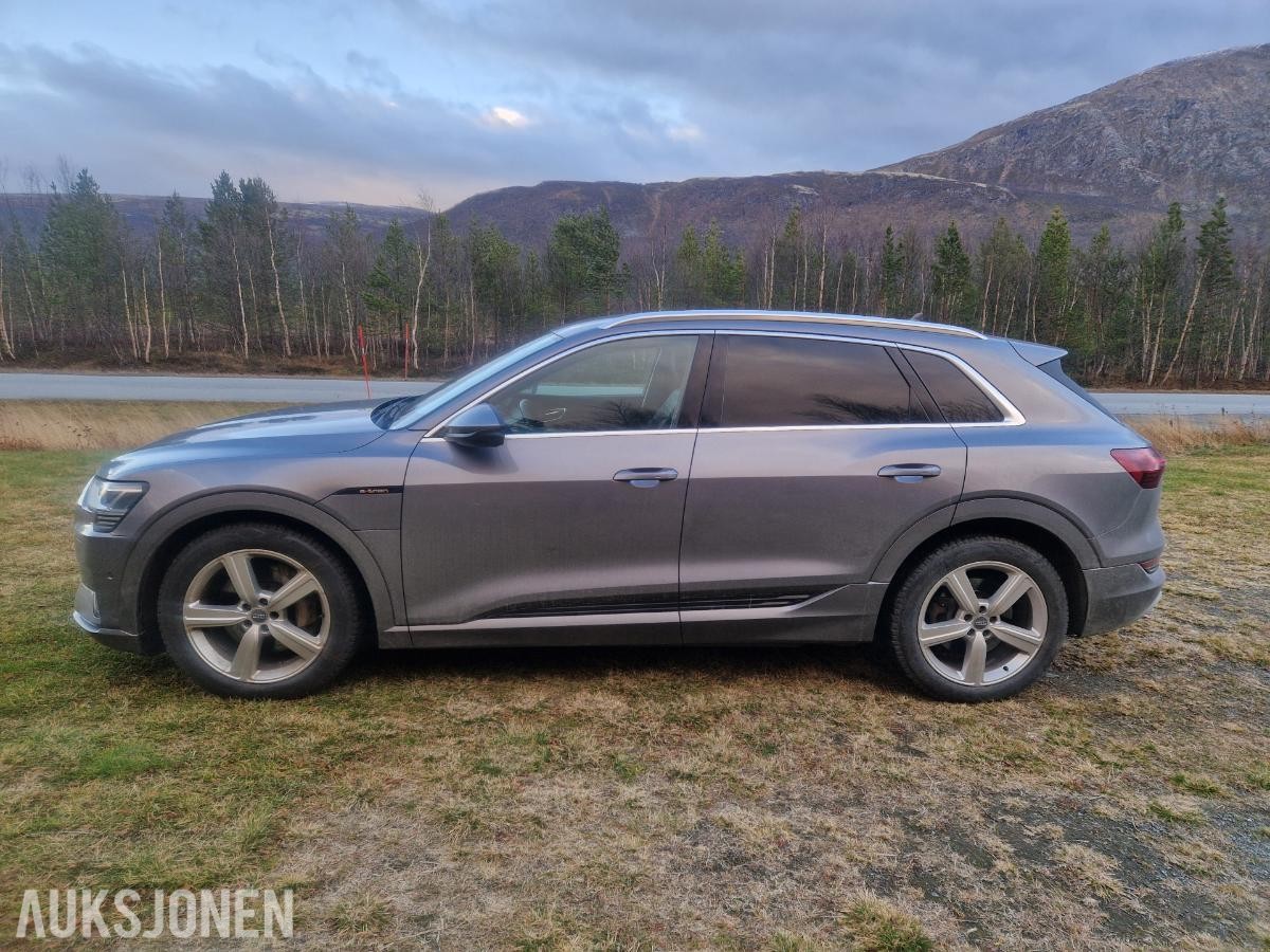2020 Audi e-tron 55 quattro advanced Adaptiv cruisekontroll, Hengerfeste, Navigasjon