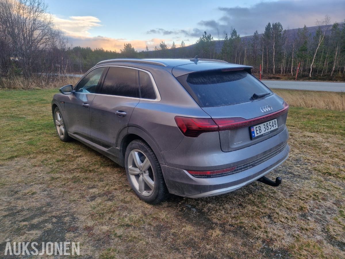 2020 Audi e-tron 55 quattro advanced Adaptiv cruisekontroll, Hengerfeste, Navigasjon