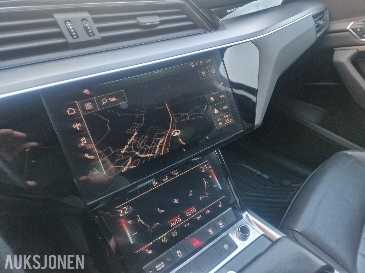 2020 Audi e-tron 55 quattro advanced Adaptiv cruisekontroll, Hengerfeste, Navigasjon