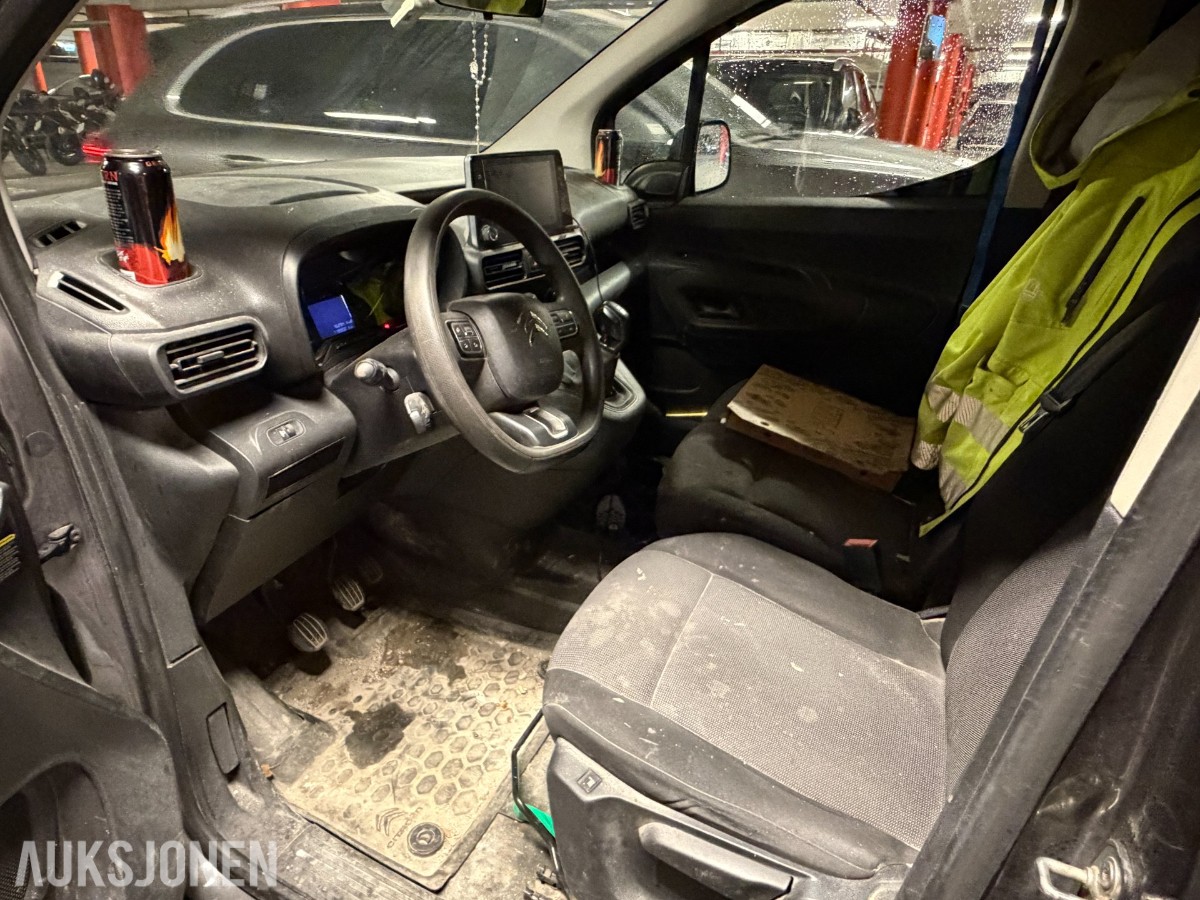 Citroën Berlingo 1.5 diesel 102 hk – 2021 – 3-seter varebil