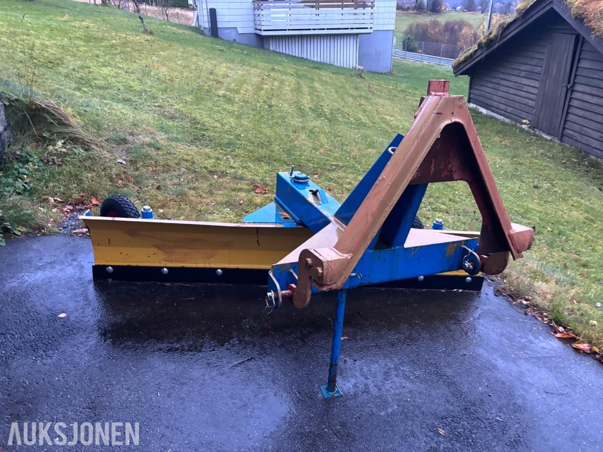 2021 Lilleseth Lr- 1 brøyteskjer 250cm