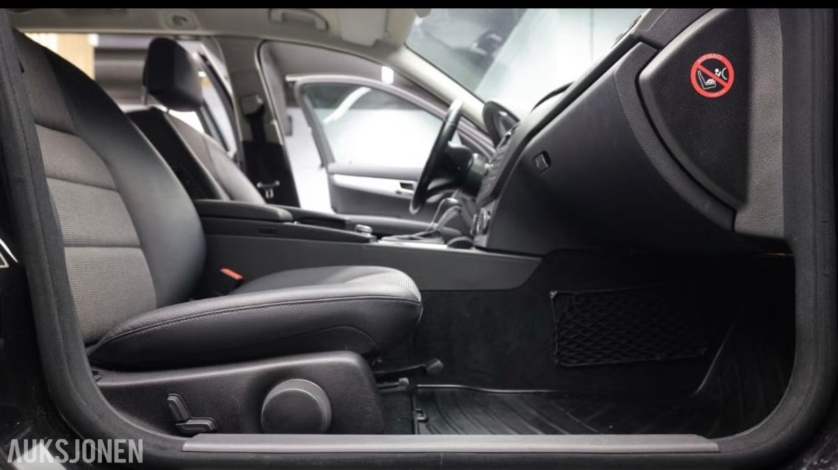 2011 Mercedes-Benz C200 CDI 2.1 136hk AUTOMAT CRUISEKONTROLL DELSKINN EU OK