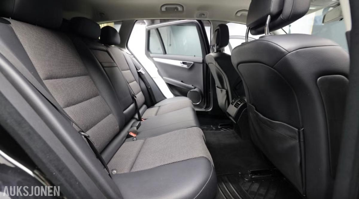 2011 Mercedes-Benz C200 CDI 2.1 136hk AUTOMAT CRUISEKONTROLL DELSKINN EU OK