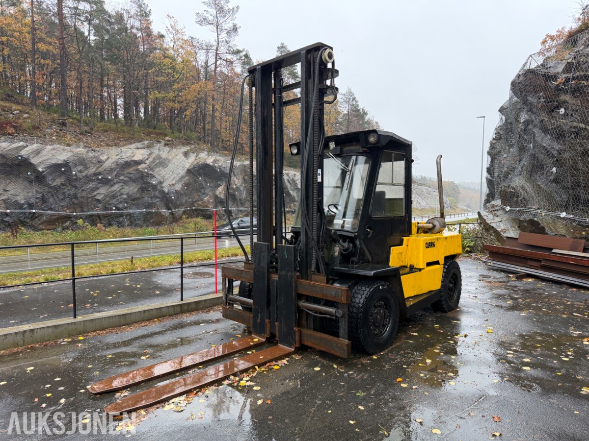 1982 Clark C500-Y35D Gaffeltruck, hydr gaffelspredning, tilt