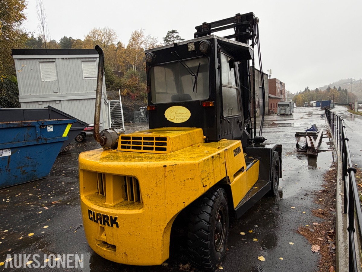 1982 Clark C500-Y35D Gaffeltruck, hydr gaffelspredning, tilt