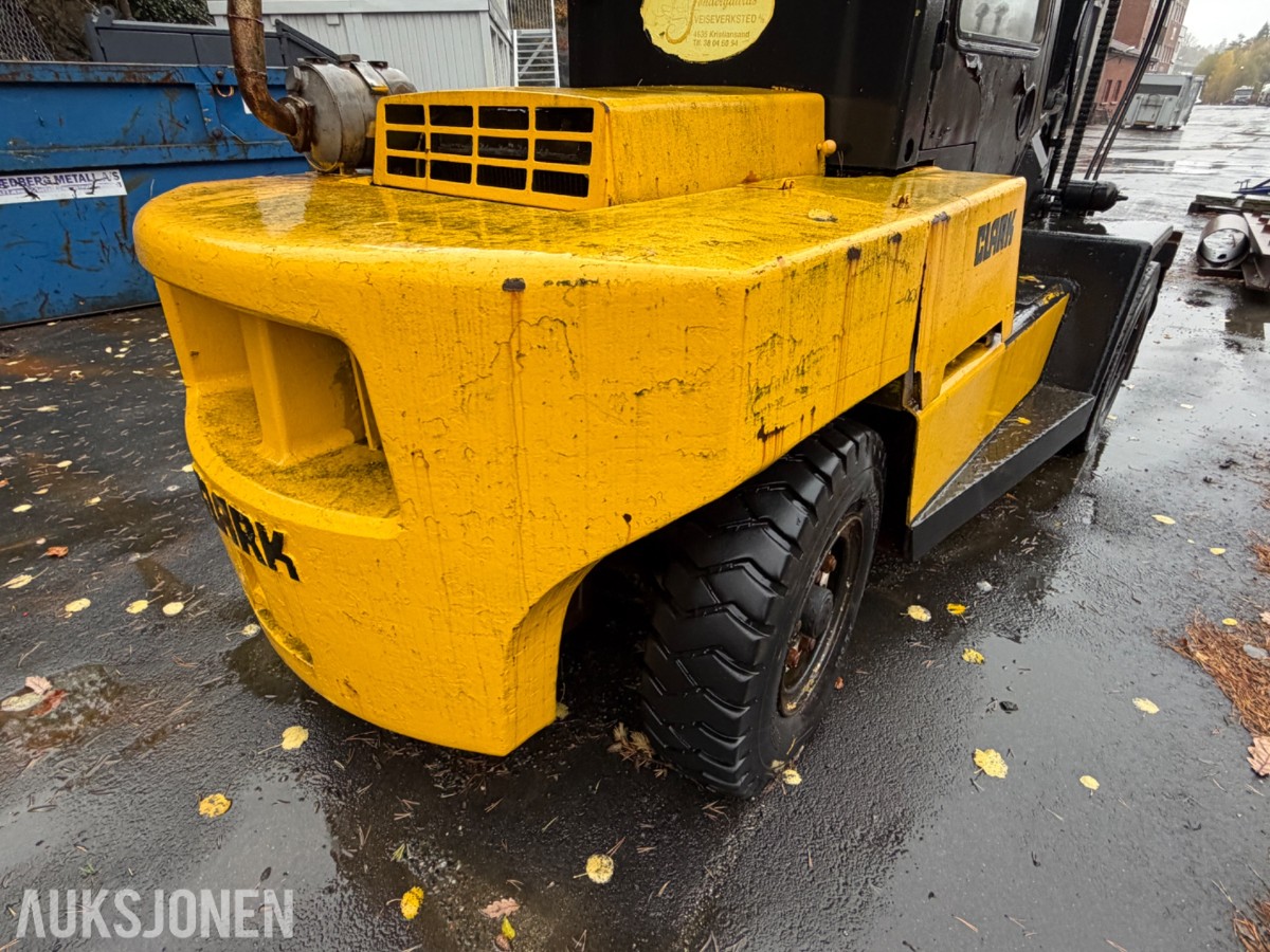 1982 Clark C500-Y35D Gaffeltruck, hydr gaffelspredning, tilt