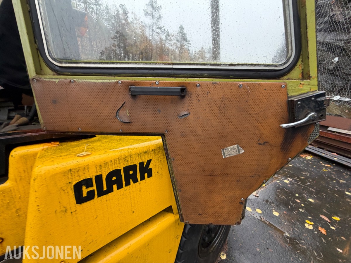 1982 Clark C500-Y35D Gaffeltruck, hydr gaffelspredning, tilt