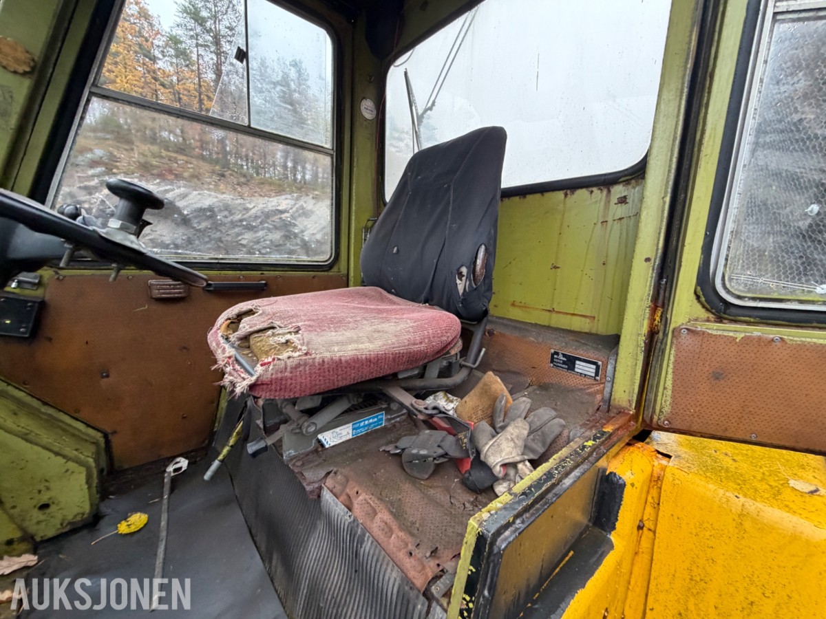 1982 Clark C500-Y35D Gaffeltruck, hydr gaffelspredning, tilt