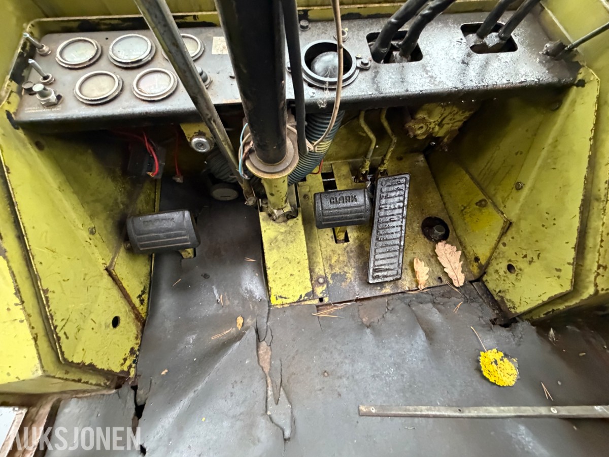 1982 Clark C500-Y35D Gaffeltruck, hydr gaffelspredning, tilt