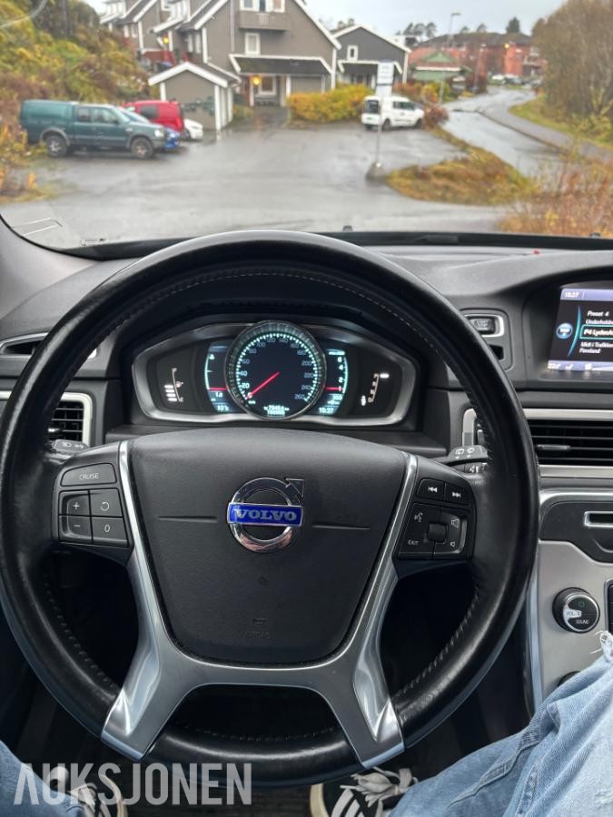 2014 VOLVO V70 1.6 BENSIN 179HK AUTOMAT CRUISEKONTROLL HENGERFESTE
