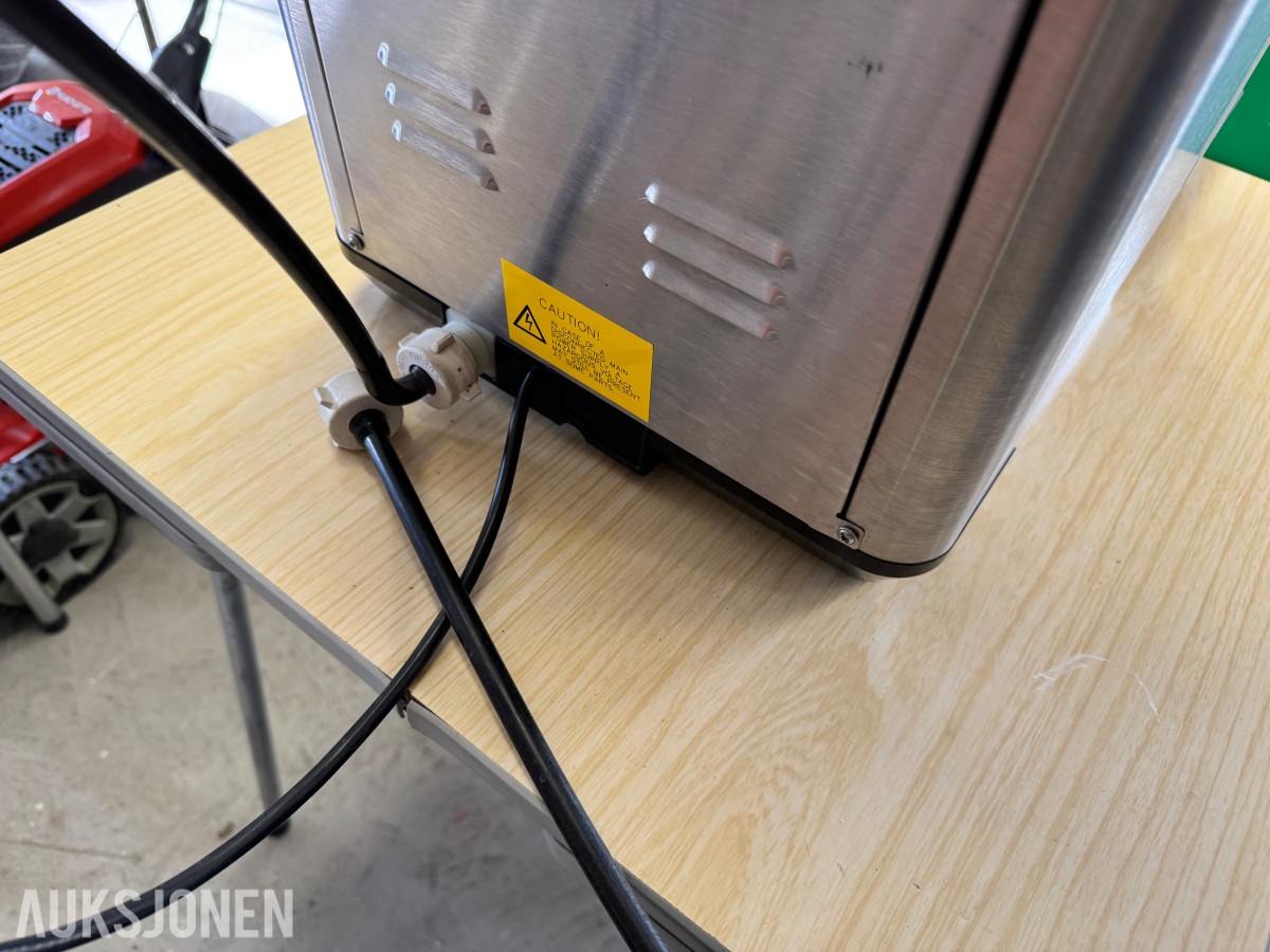 Bravilor Bonamat kaffemaskin med vanntilkobling