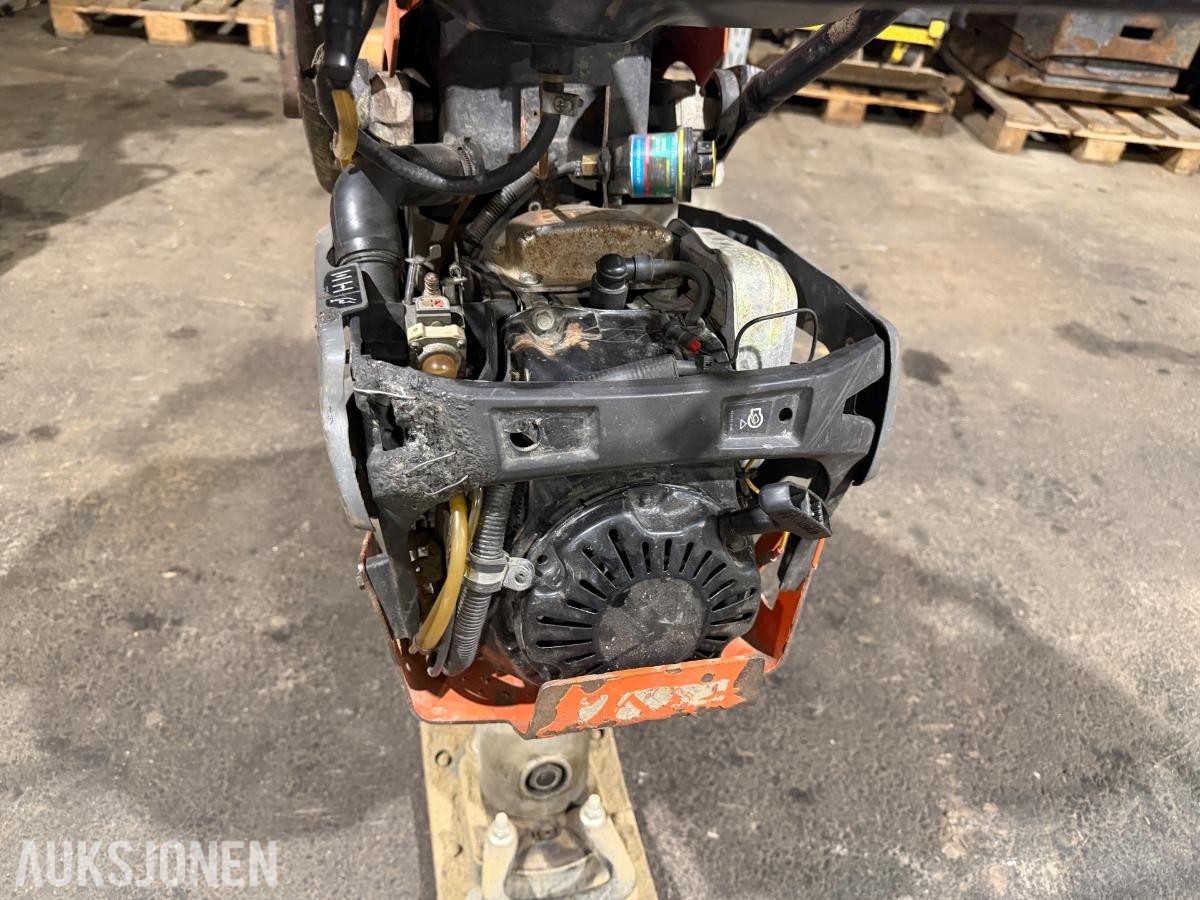 2018 Husqvarna LT 5005 Stamper - Reparasjonsobjekt
