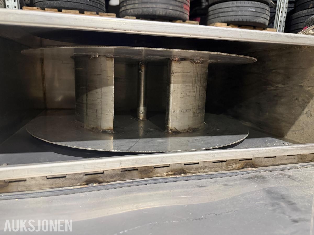 3 x Rustfrie skap med trommel