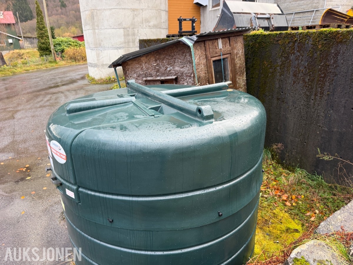 Dieseltank carbery 2500v med pumpe og telleverk 