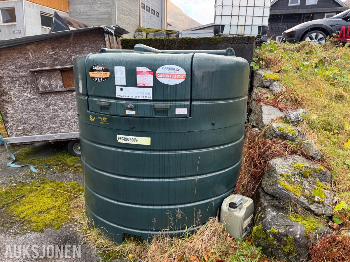 Dieseltank carbery 2500v med pumpe og telleverk 