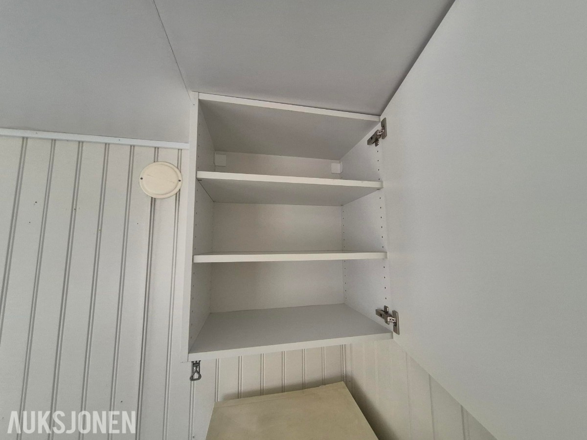 2012 Letthus mannskapsbrakke med WC