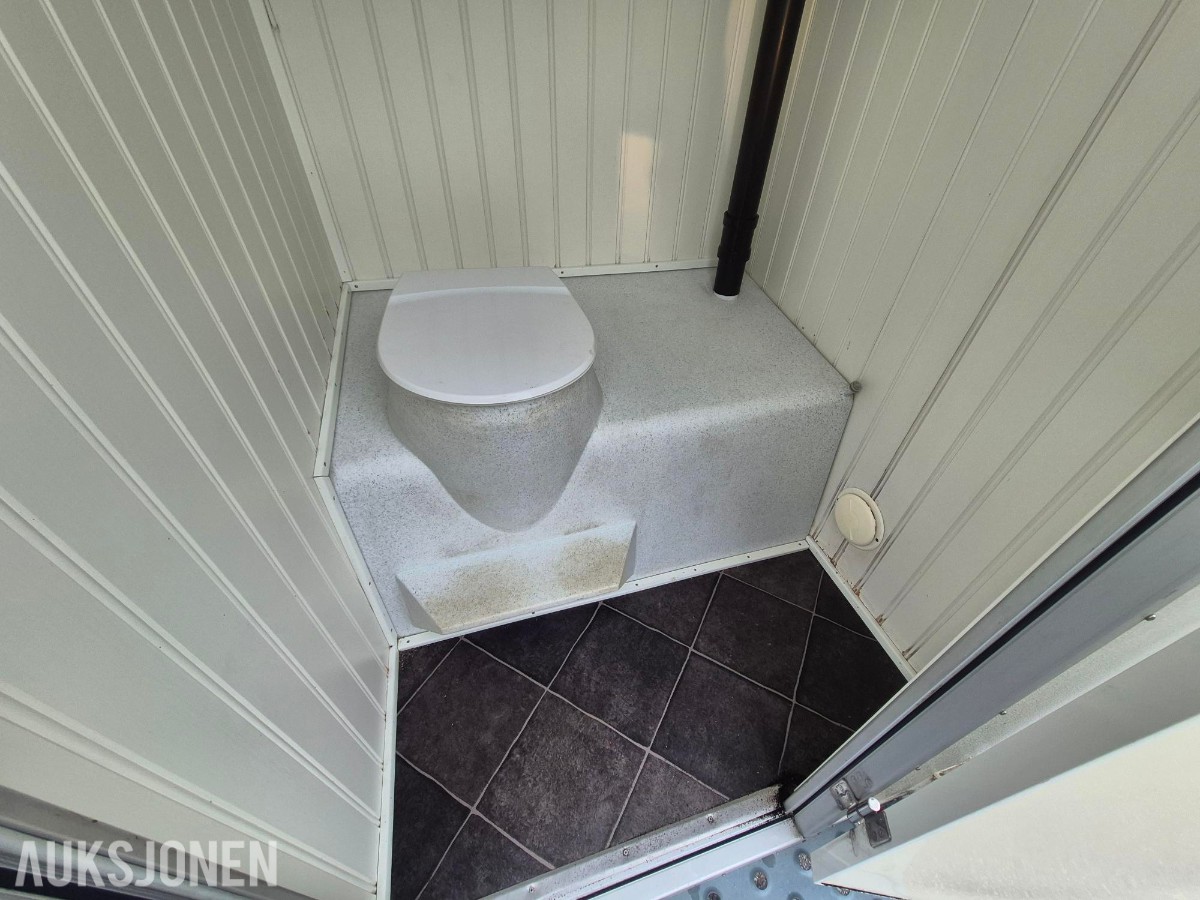 2012 Letthus mannskapsbrakke med WC