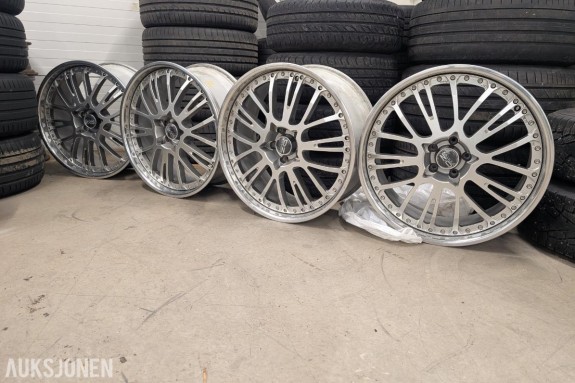 Oz racing R21 5x112 Michelin PS4 dekk 255/35R21