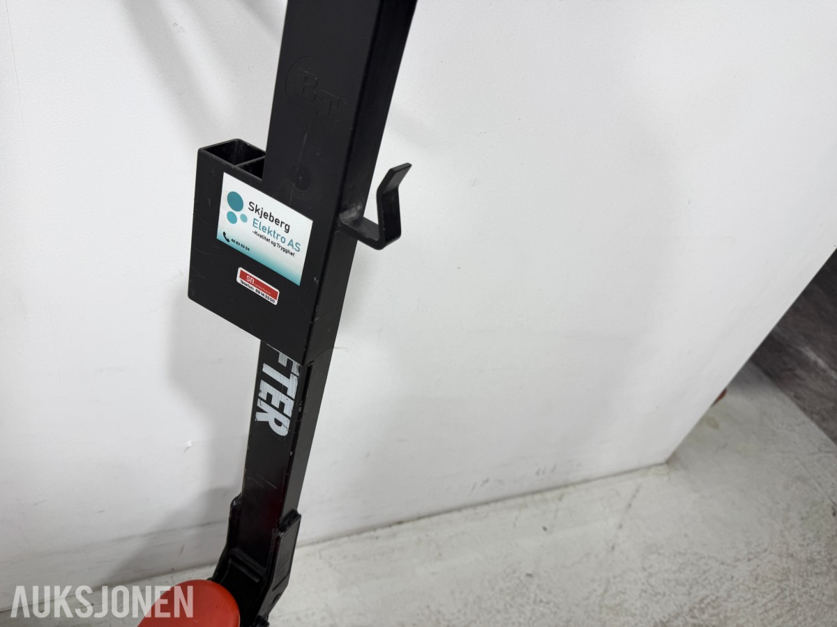BT Quick Lifter palletruck med rullebukker 