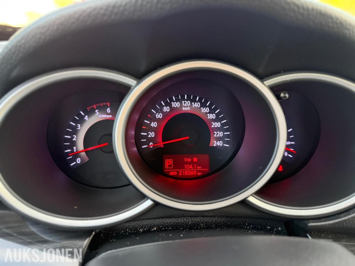 2012 KIA SORENTO 2.2 CRDI 4WD AUTOMAT PANORAMA HENGERFESTE