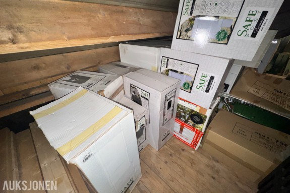 Parti postkasser, 30 stk SafePost Premium og Basic i flere modeller og farger