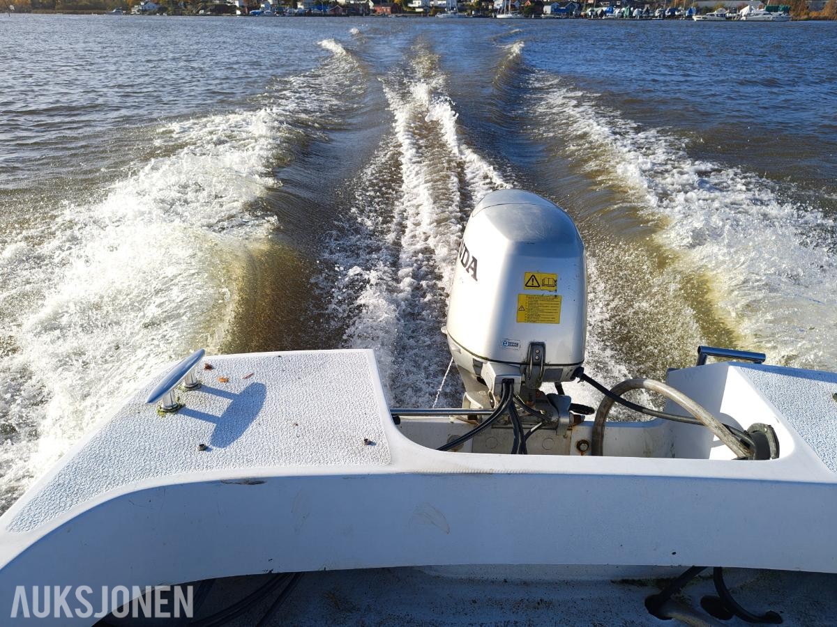2000 Crescent 490 Sport – Honda 50 hk – Tiki henger