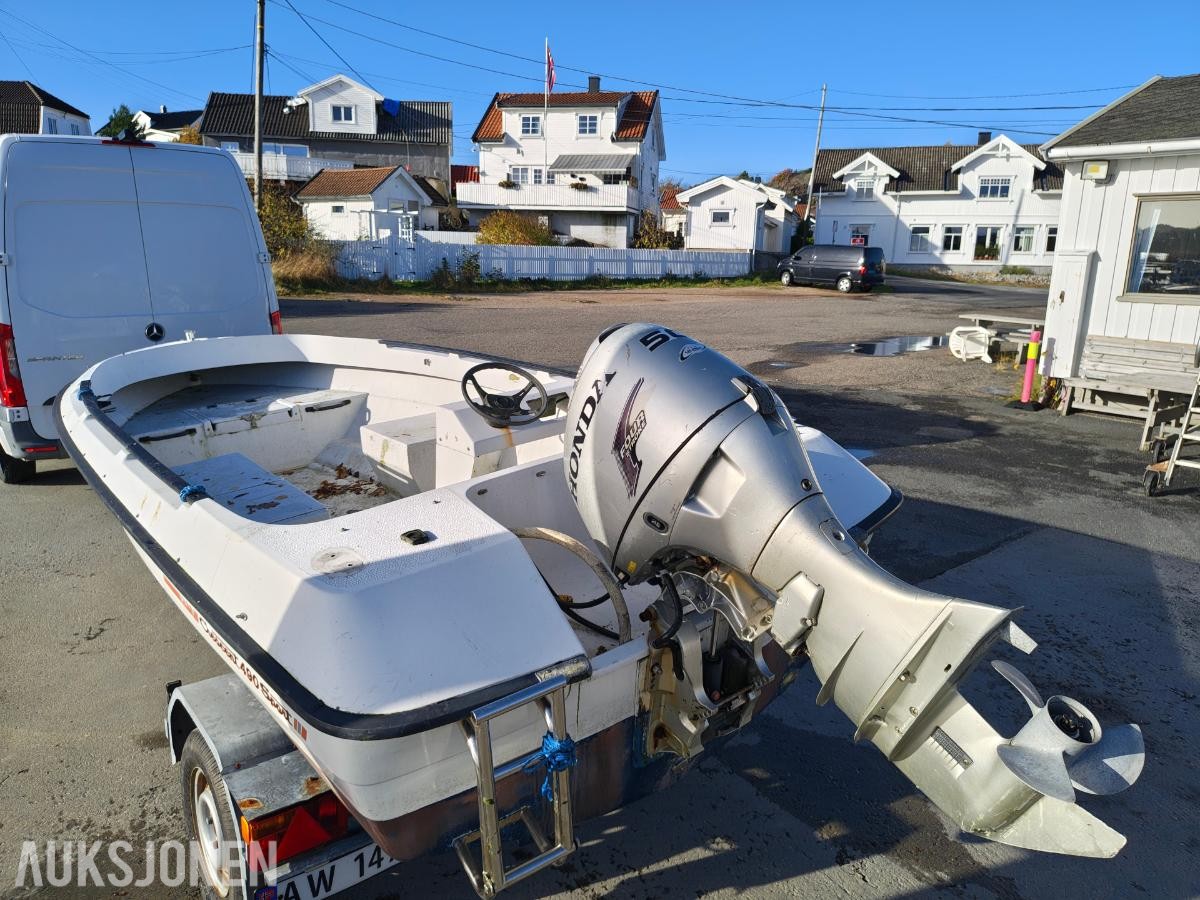 2000 Crescent 490 Sport – Honda 50 hk – Tiki henger