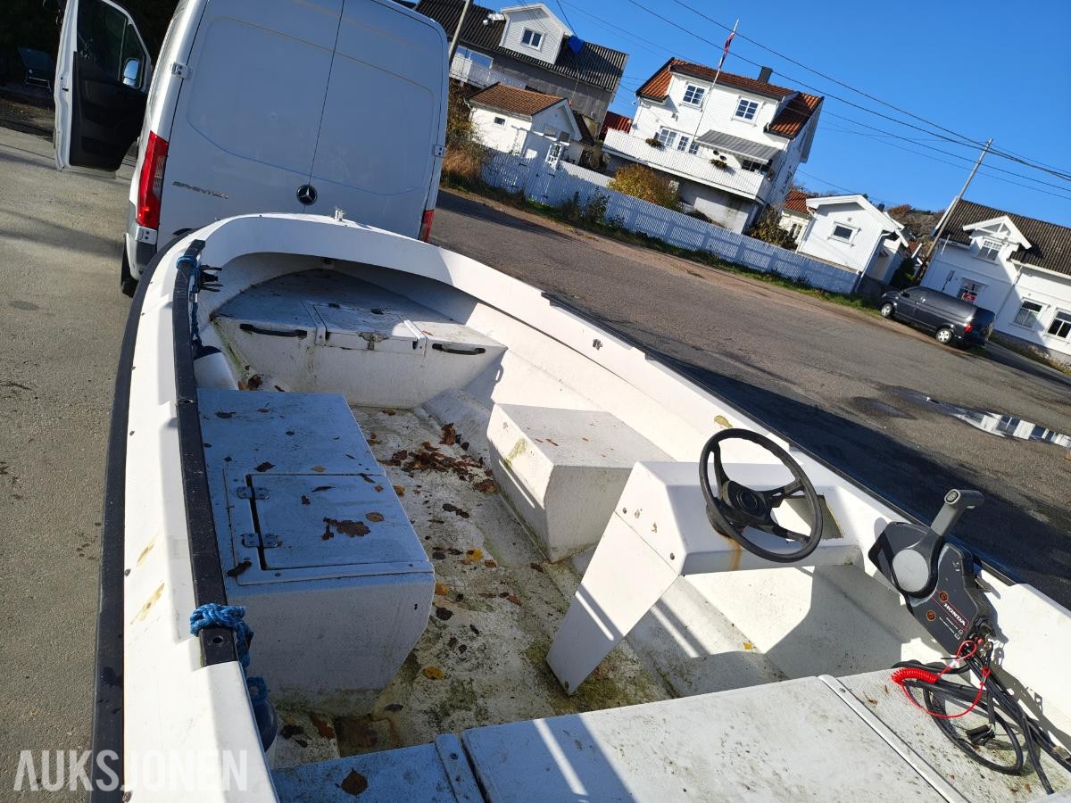 2000 Crescent 490 Sport – Honda 50 hk – Tiki henger