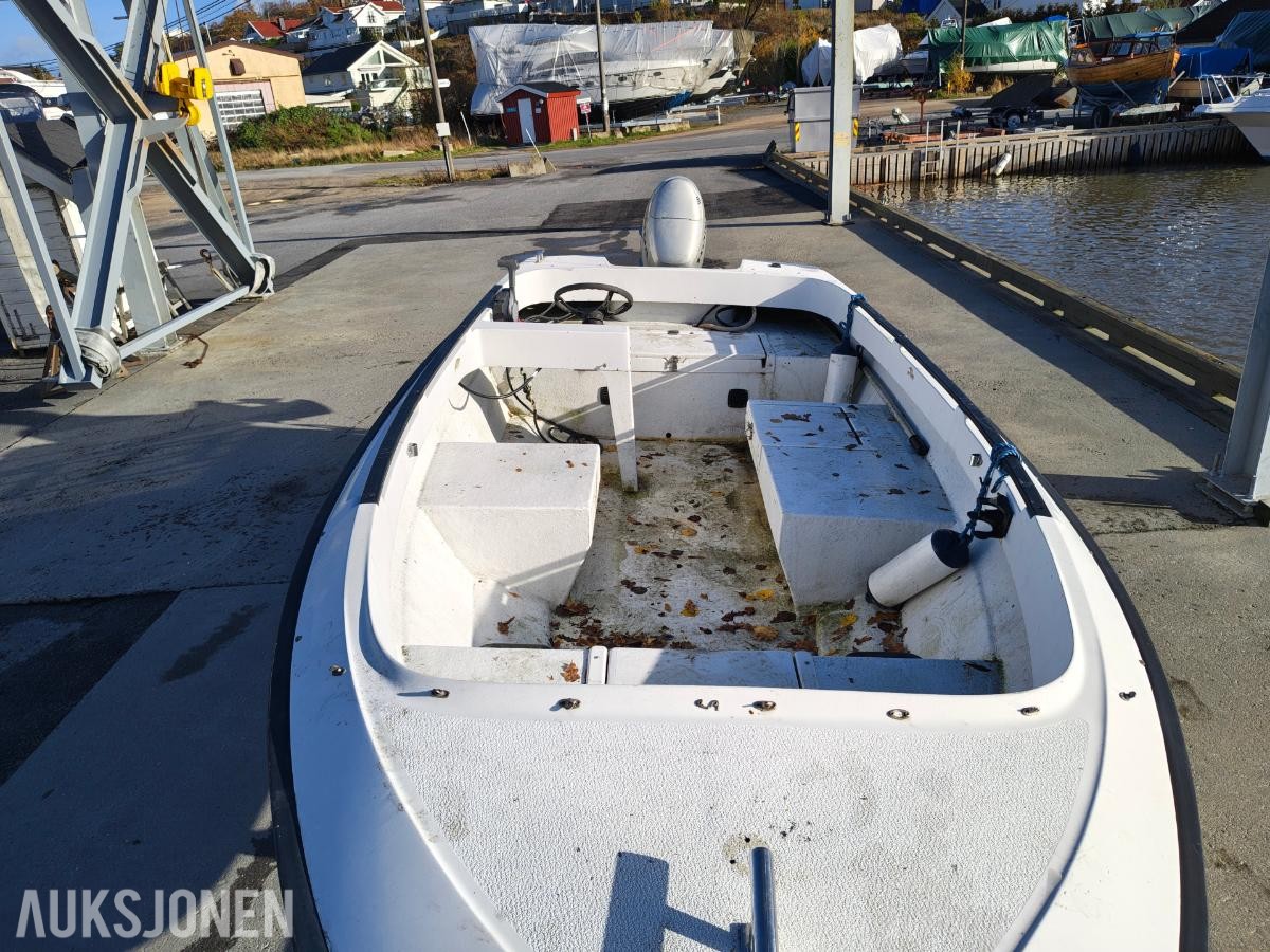 2000 Crescent 490 Sport – Honda 50 hk – Tiki henger