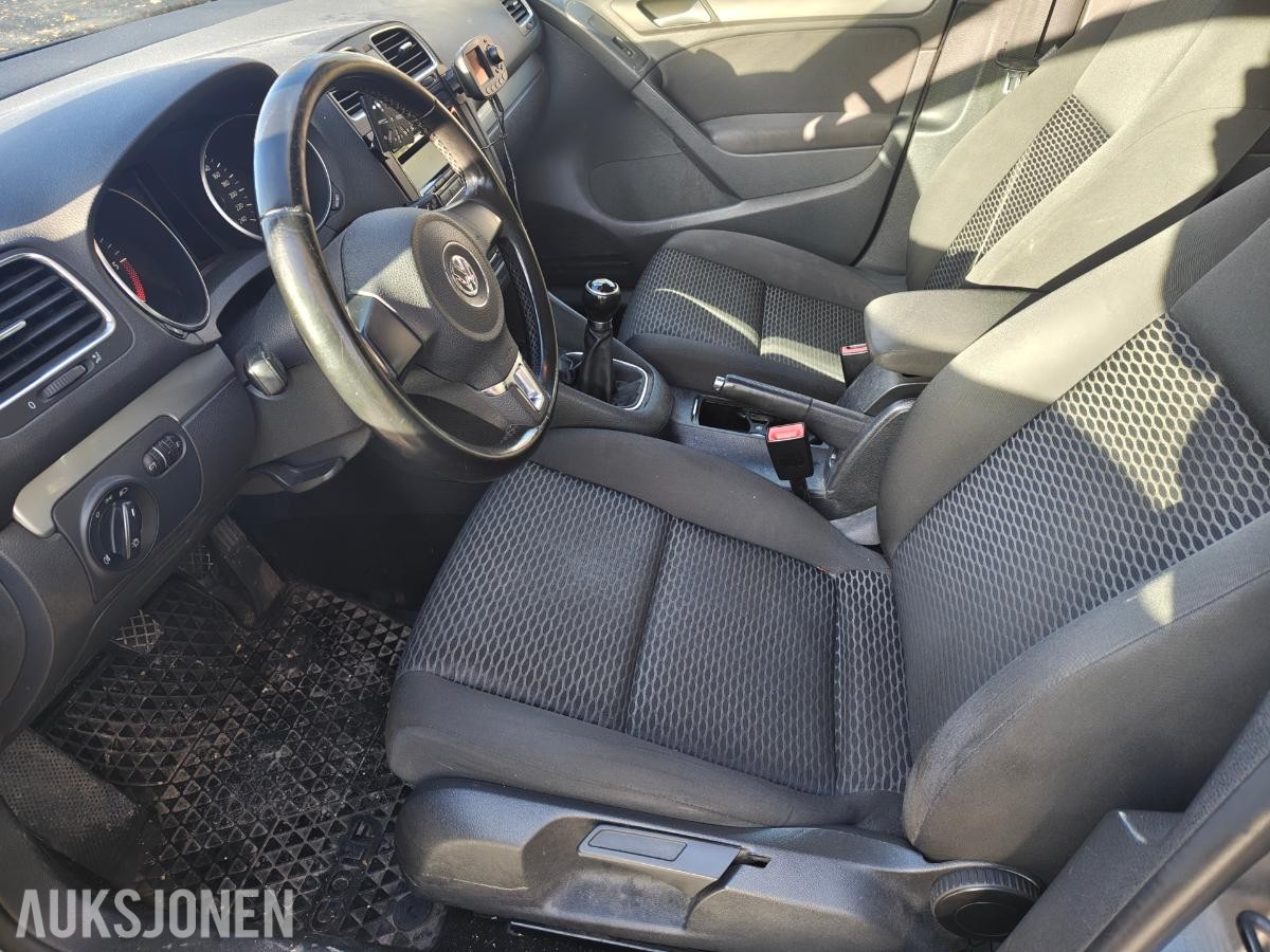 2009 Volkswagen Golf 1.6 90hk hengerfeste eu ok 04.2027