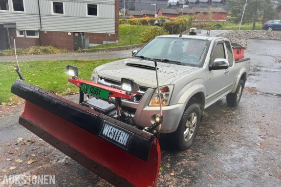2011 Isuzu D-max 3.0 TD 4WD Automat - Plog - Saltspreder - Eu-godkjent til 02/27 - Km: 100522