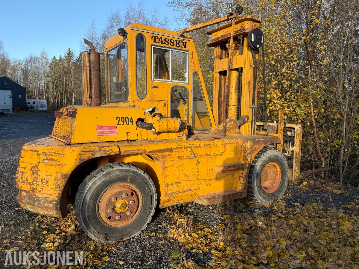1974 Caterpillar B12 gaffeltruck, 5,4 tonn, lange gafler