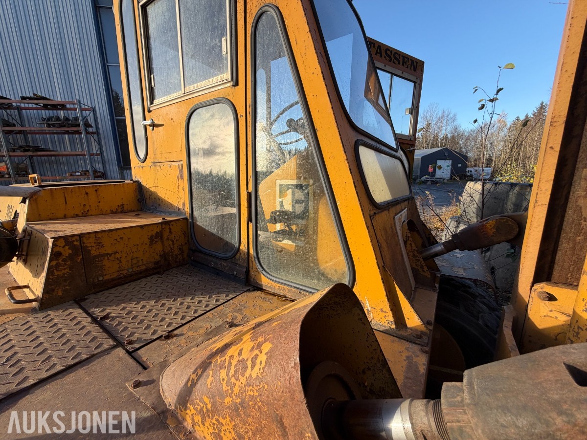 1974 Caterpillar B12 gaffeltruck, 5,4 tonn, lange gafler