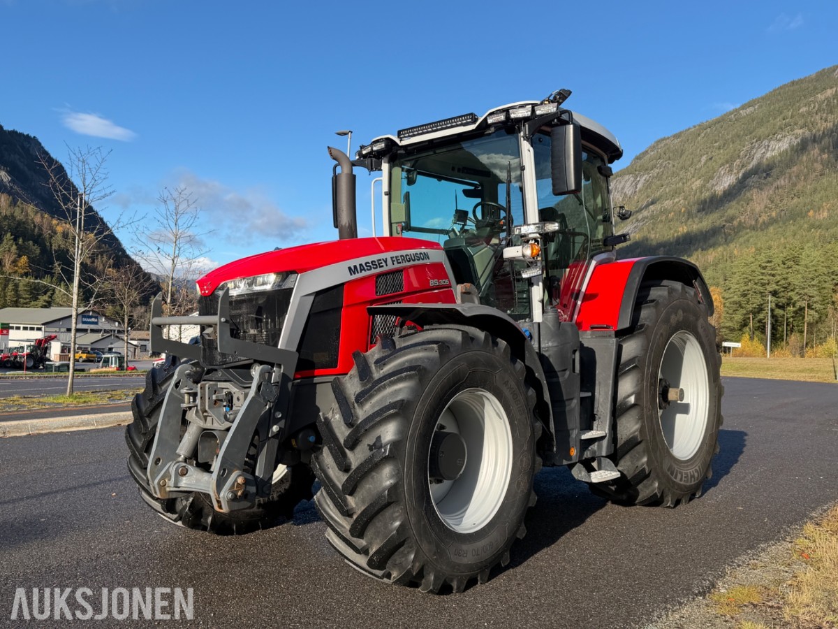 2023 Massey Ferguson 8S.305 Dyna-VT Traktor Frontlaster Fronthydraulikk Front-PTO