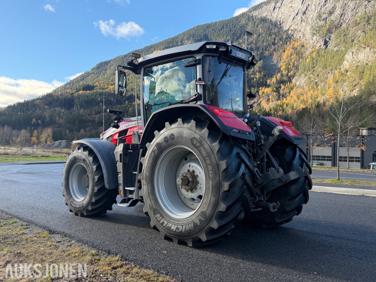 2023 Massey Ferguson 8S.305 Dyna-VT Traktor Frontlaster Fronthydraulikk Front-PTO