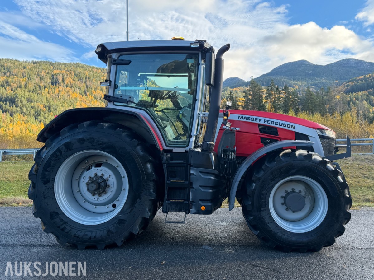 2023 Massey Ferguson 8S.305 Dyna-VT Traktor Frontlaster Fronthydraulikk Front-PTO