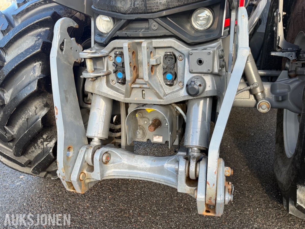 2023 Massey Ferguson 8S.305 Dyna-VT Traktor Frontlaster Fronthydraulikk Front-PTO