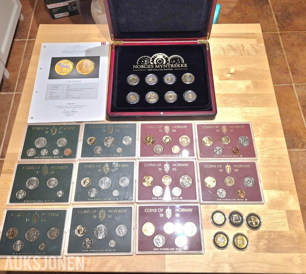 Norges Myntrekke med Gull og Platina-Myntsett Norges bank/samlerhuset