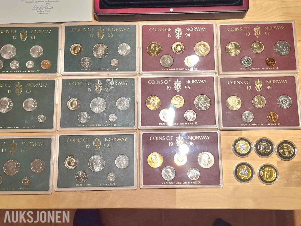 Norges Myntrekke med Gull og Platina-Myntsett Norges bank/samlerhuset