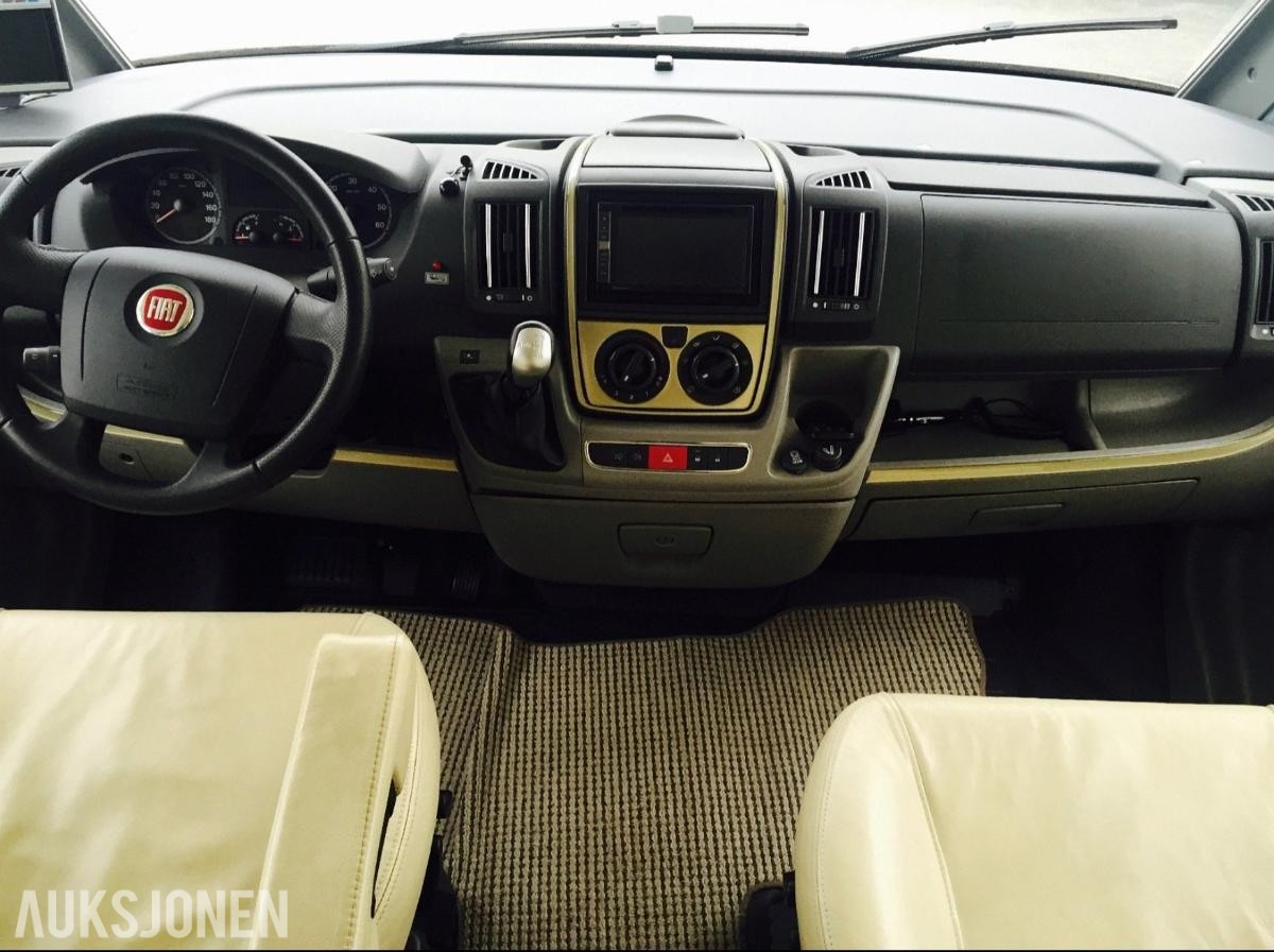 2011 Bürstner Elegance I 810 Campingbil