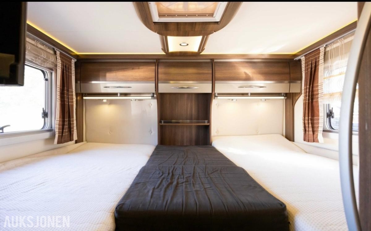 2011 Bürstner Elegance I 810 Campingbil