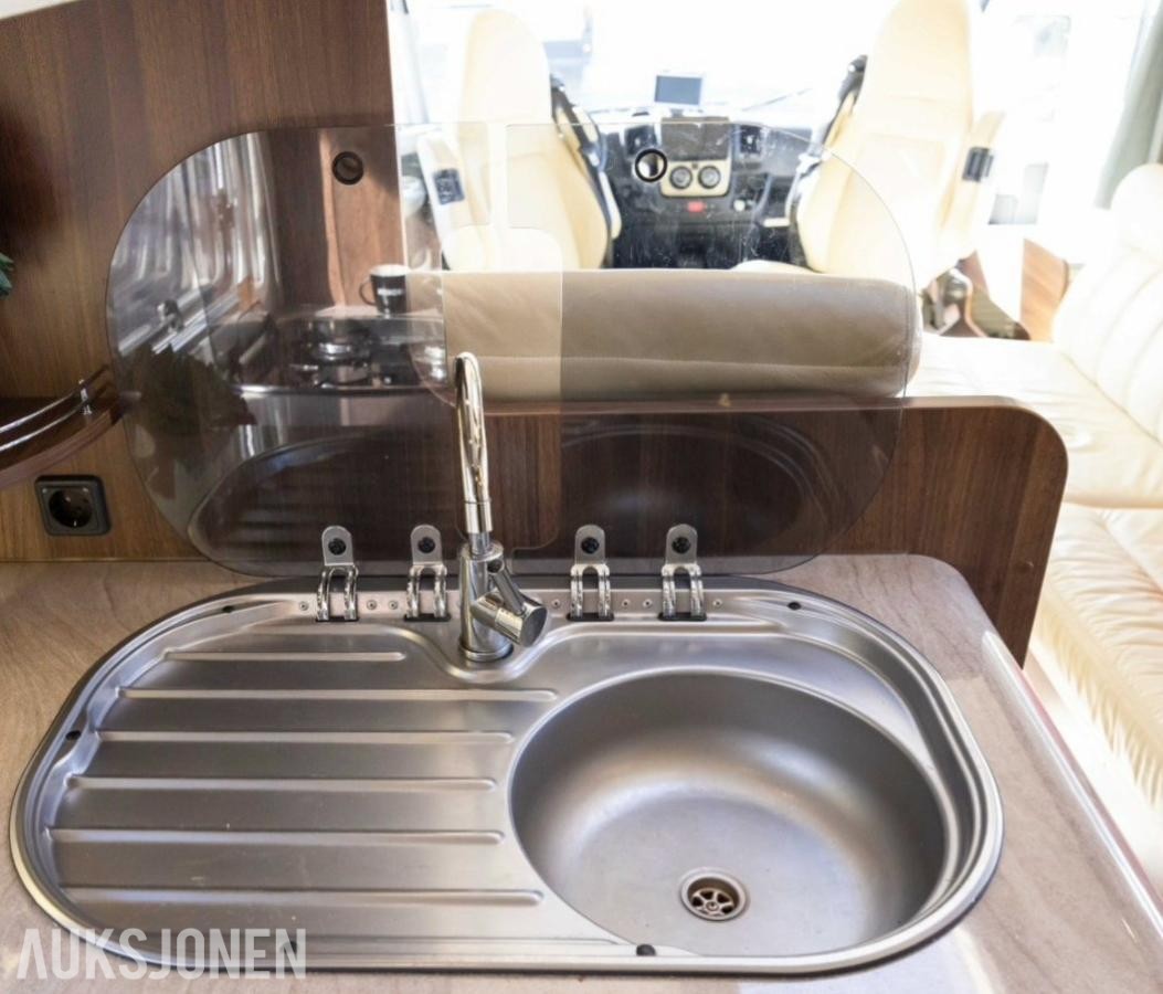 2011 Bürstner Elegance I 810 Campingbil